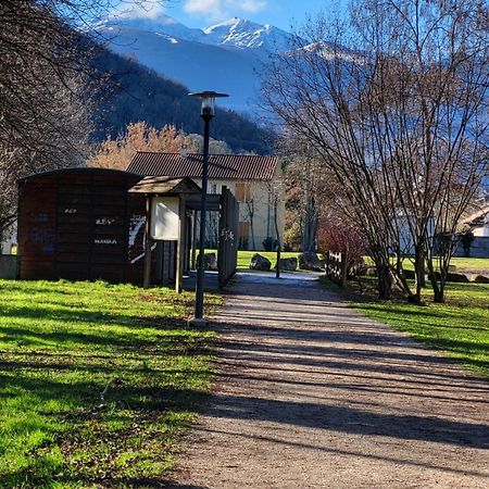 Le Gargantua Bed & Breakfast Lavelanet Eksteriør bilde
